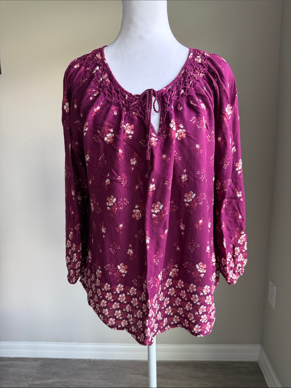 Lucky Brand women’s scoop neck , longsleeve blouse